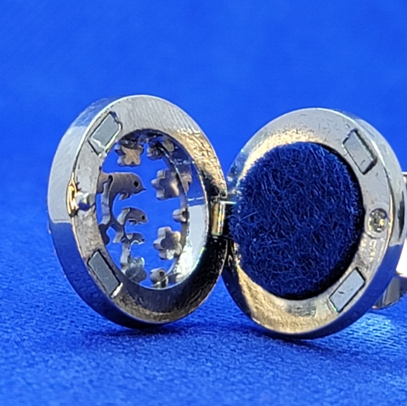 NWOT Stainless Steel Aromatherapy dolphin ring - Picture 2 of 3